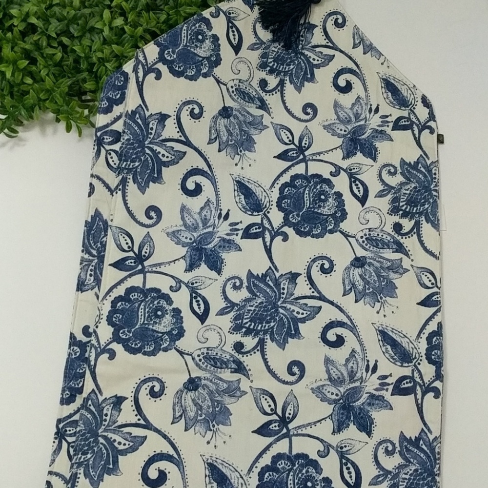 Table Runner 14"x 72" Paisley Tassel by Westford Fine Linens NWOT